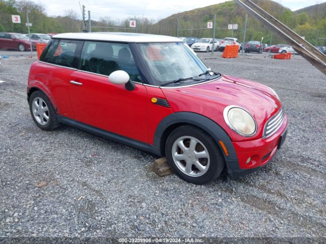 2008 MINI COOPER WMWMF33518TU65645