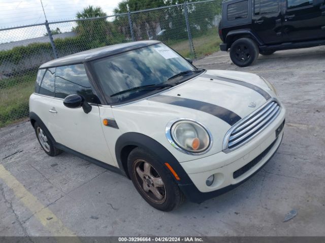 2009 MINI COOPER WMWMF33519TU69700