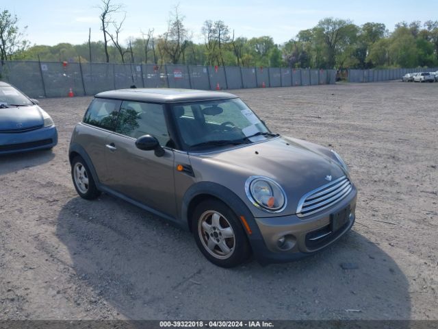 2011 MINI COOPER WMWSU3C55BT252038
