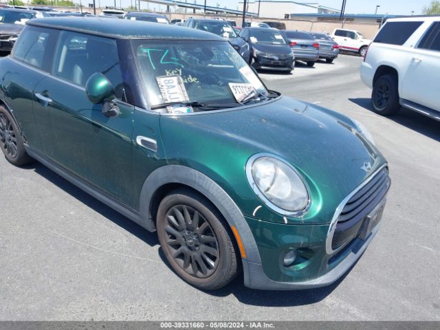 2018 MINI COOPER WMWXP5C53J2G62076