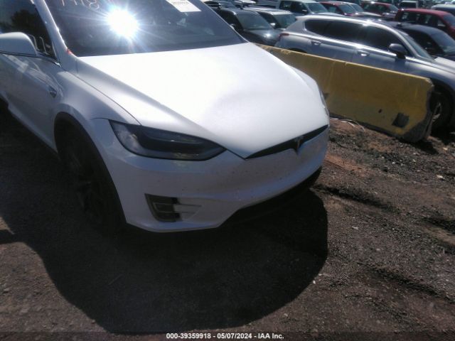 2019 TESLA MODEL X 5YJXCBE26KF153711