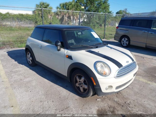 2009 MINI COOPER WMWMF33519TU69700