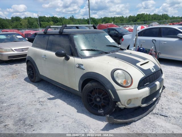 2010 MINI COOPER S WMWMF7C50ATZ70556