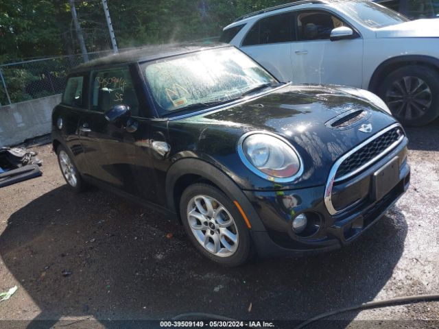 2015 MINI HARDTOP WMWXP7C52F2A39325