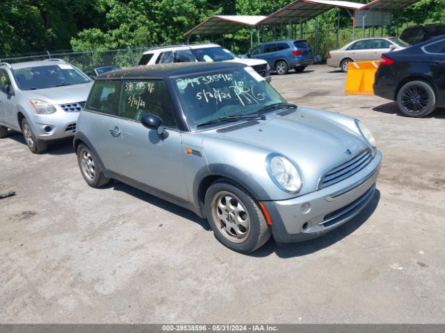 2005 MINI COOPER WMWRC334X5TJ68410