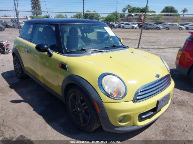 2011 MINI COOPER WMWSU3C50BTX96091