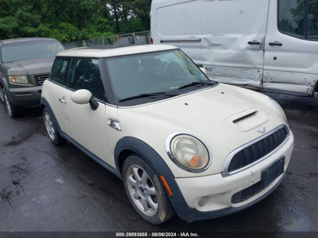 2007 MINI COOPER S WMWMF73577TV30682