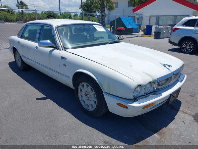 1998 JAGUAR XJ8 SAJKX6243WC841262
