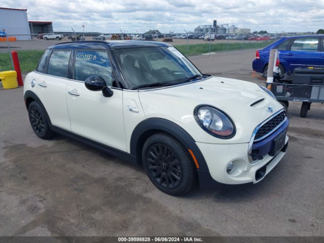 2017 MINI HARDTOP WMWXU3C57H2D32271