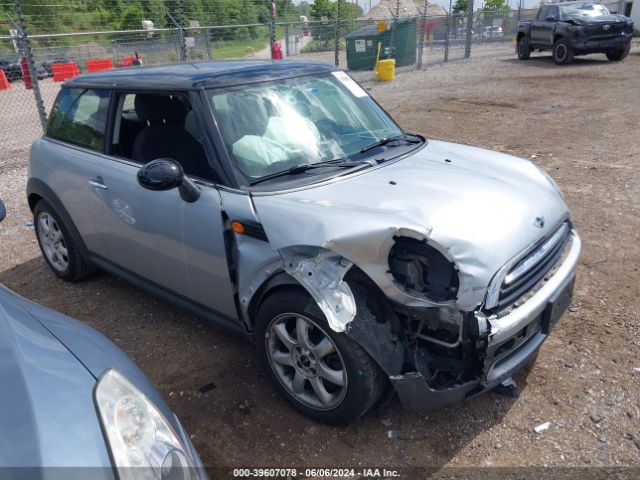 2007 MINI COOPER WMWMF33577TL77455
