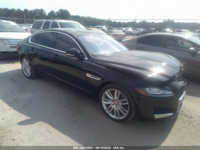 2016 JAGUAR XF SAJBE4BV9GCY10392