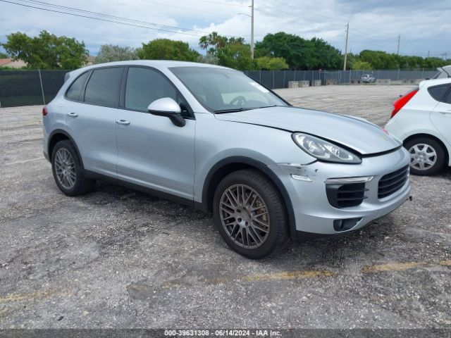 2017 PORSCHE CAYENNE WP1AB2A27HLA51689