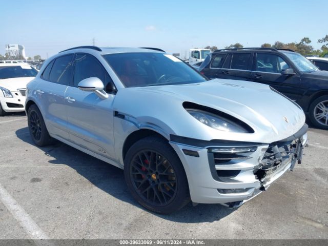 2018 PORSCHE MACAN WP1AG2A50JLB63767