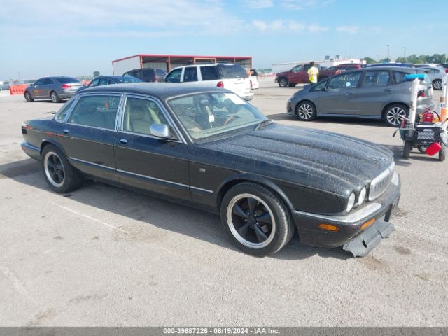 2000 JAGUAR XJ8 SAJDA24C4YLF14575