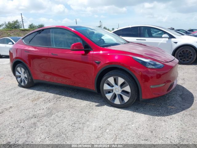 2024 TESLA MODEL Y 7SAYGDEE1RA263848