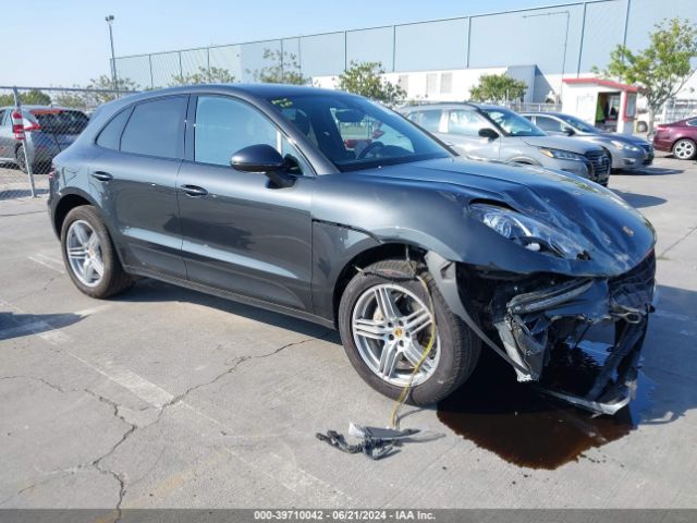 2017 PORSCHE MACAN WP1AB2A59HLB19856