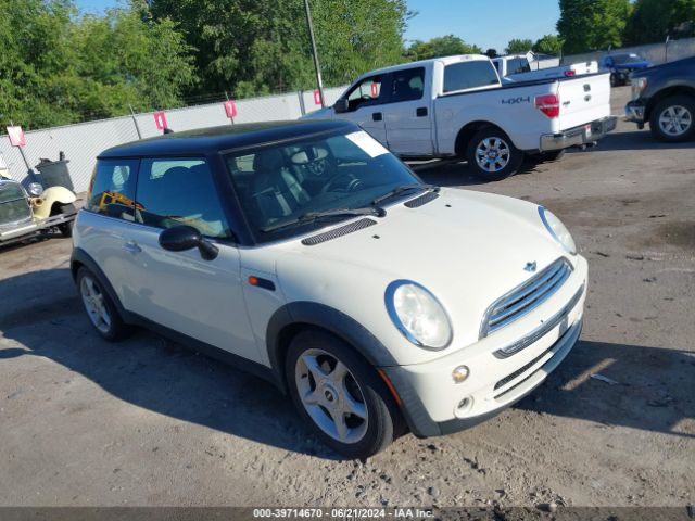 2005 MINI COOPER WMWRC33465TC58561