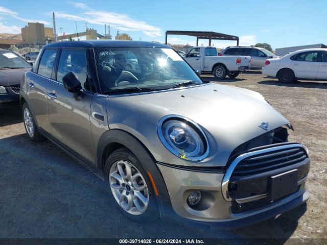 2021 MINI HARDTOP WMWXU7C02M2N60844