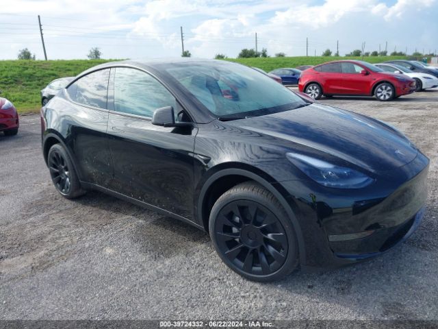 2024 TESLA MODEL Y 7SAYGDED4RF089896
