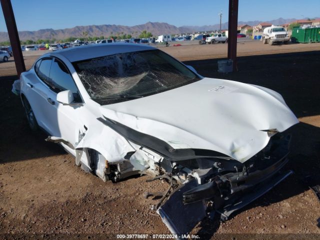 2016 TESLA MODEL S 5YJSA1E17GF115543