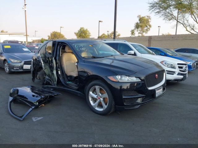 2017 JAGUAR F-PACE SADCJ2BV7HA047132