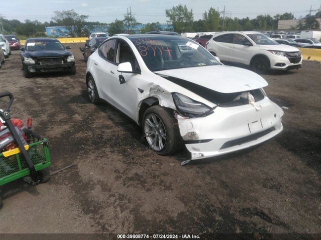 2022 TESLA MODEL Y 7SAYGAEE0NF315403