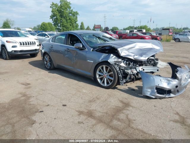 2015 JAGUAR XF SAJWJ0FF0F8U60287