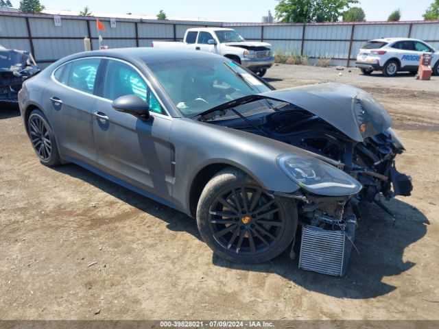 2017 PORSCHE PANAMERA WP0AB2A79HL120900