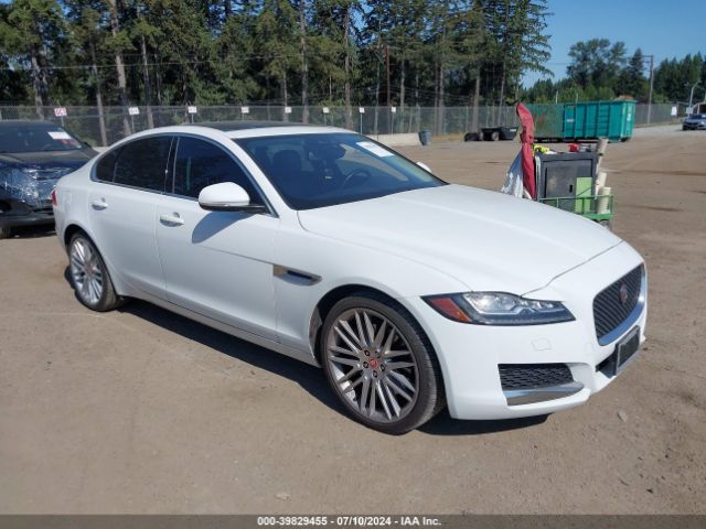 2017 JAGUAR XF SAJBE4BV1HCY48510