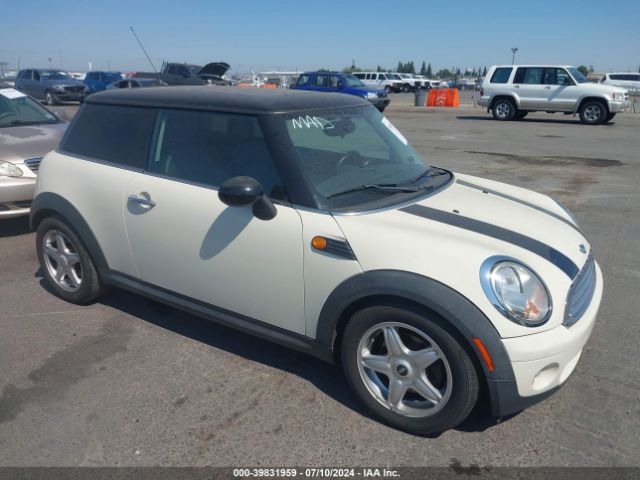 2008 MINI COOPER WMWMF33518TT62886