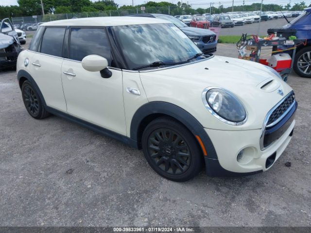 2020 MINI HARDTOP WMWXU9C05L2M11659