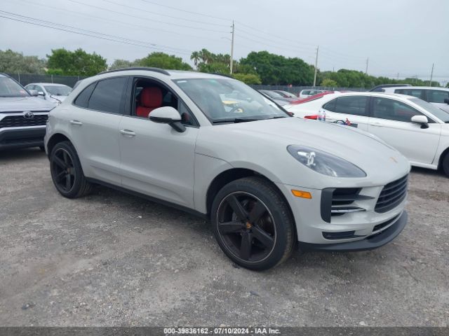 2021 PORSCHE MACAN WP1AB2A5XMLB37650
