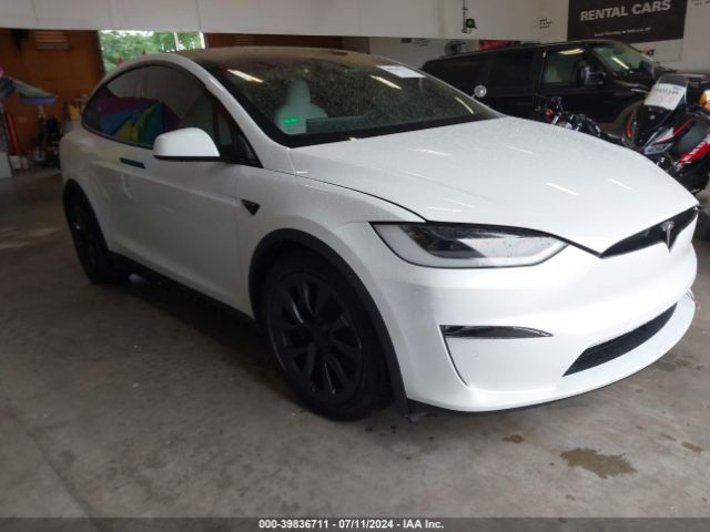 2022 TESLA MODEL X 7SAXCBE69NF354450