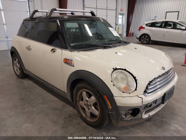 2009 MINI COOPER WMWMF33509TU74242