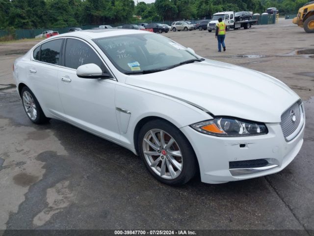 2015 JAGUAR XF SAJWA0FS2FPU56101