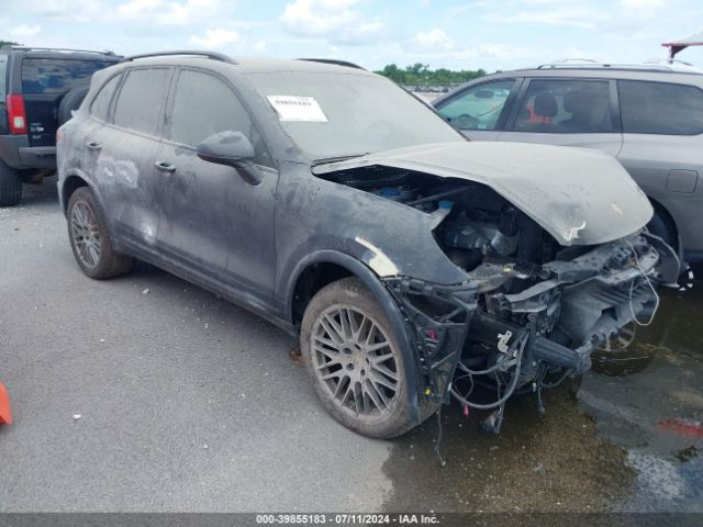 2017 PORSCHE CAYENNE WP1AA2A25HKA83985