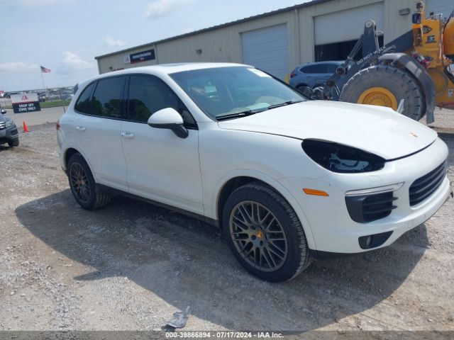 2017 PORSCHE CAYENNE WP1AA2A25HKA83601