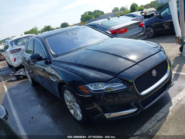2017 JAGUAR XF SAJBD4BV0HCY32852