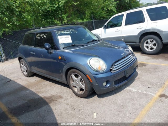 2009 MINI COOPER WMWMF335X9TU73566