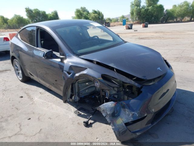 2024 TESLA MODEL Y 7SAYGDEE3RF090790