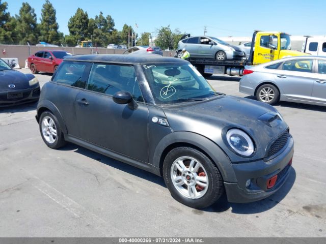 2011 MINI COOPER S WMWSV3C56BTY14140