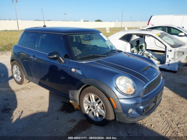 2011 MINI COOPER S WMWSV3C52BTY12935