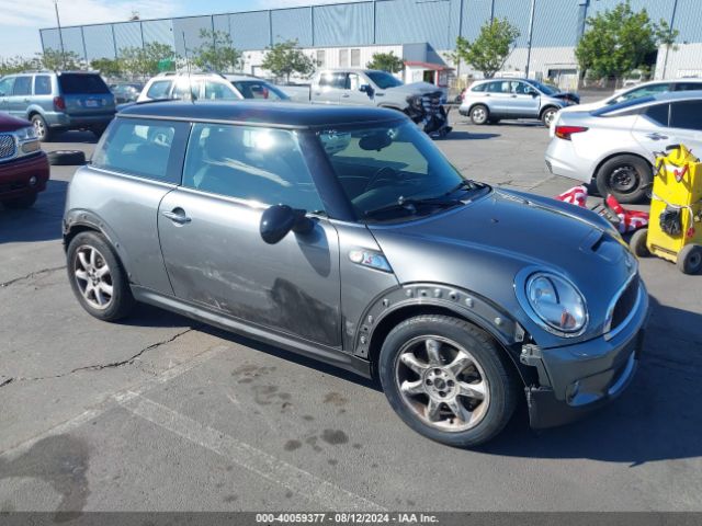 2010 MINI COOPER S WMWMF7C55ATW89658