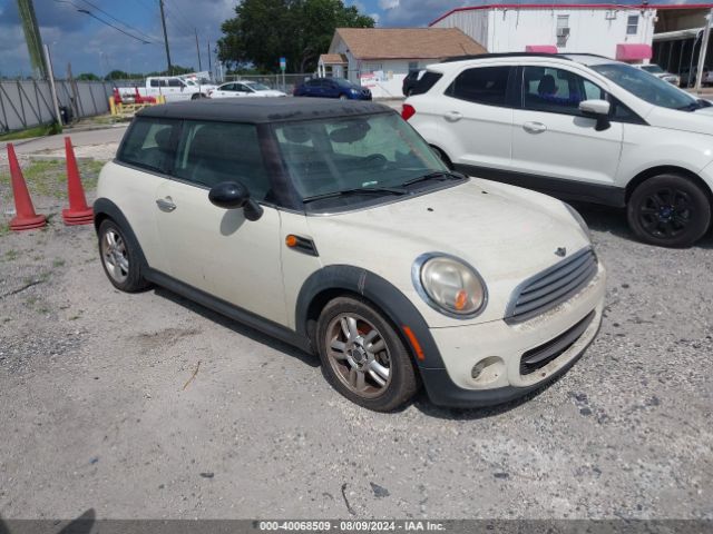 2013 MINI HARDTOP WMWSU3C50DT684104