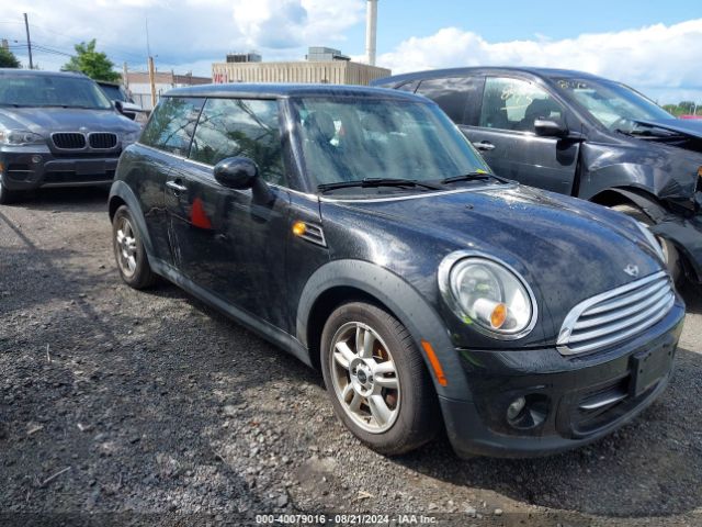 2013 MINI HARDTOP WMWSU3C51DT687173