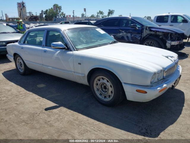 1999 JAGUAR XJ8 SAJKD6043XC869429
