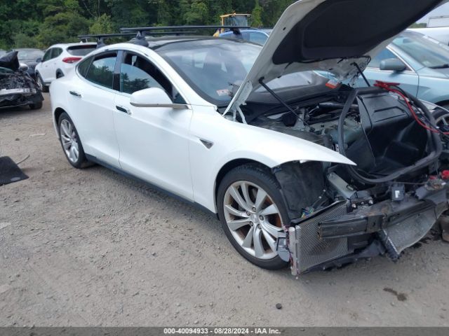 2015 TESLA MODEL S 5YJSA1E25FF105150