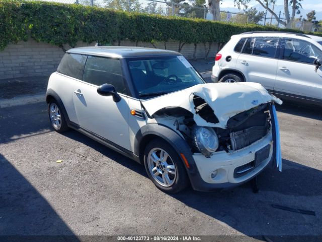2011 MINI COOPER WMWSU3C54BT097949