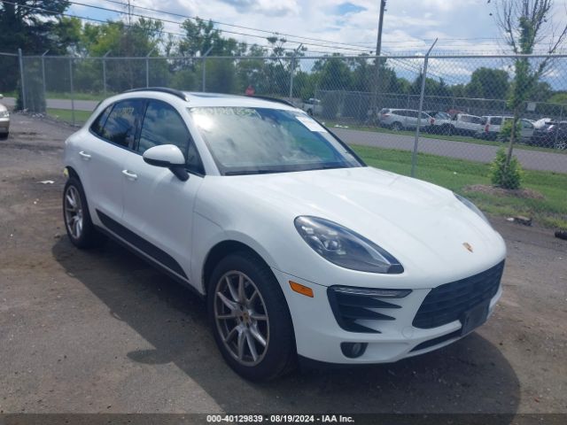 2017 PORSCHE MACAN WP1AB2A53HLB19531