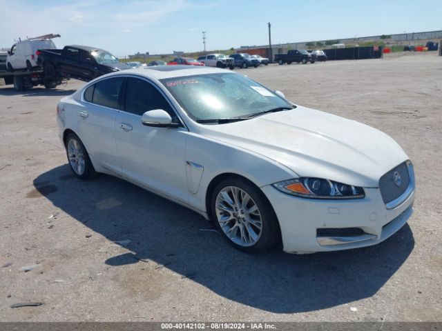 2013 JAGUAR XF SAJWA0E75D8U08953